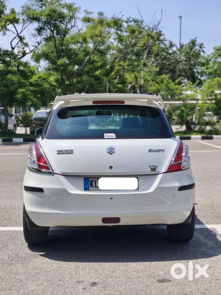 Maruti Suzuki Swift Vxi, 2014, Petrol