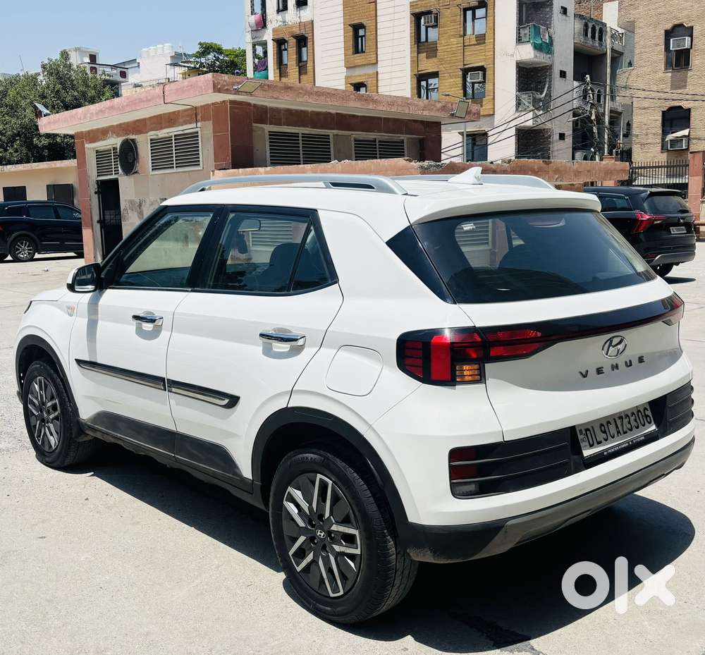 Hyundai Venue S, 2022, Petrol