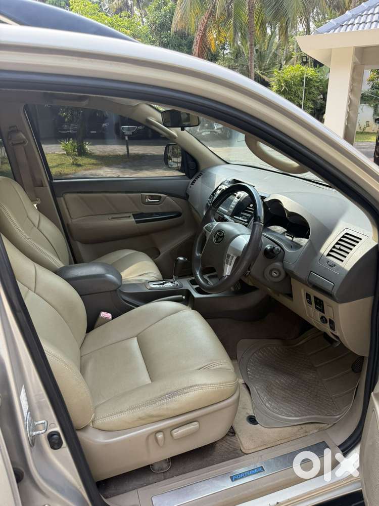 Toyota Fortuner 3.0 4x2 Automatic, 2012, Diesel