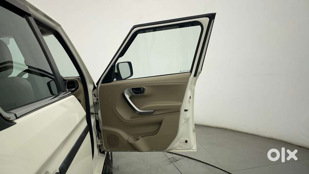 Mahindra Bolero Neo Plus P10, 2024, Diesel