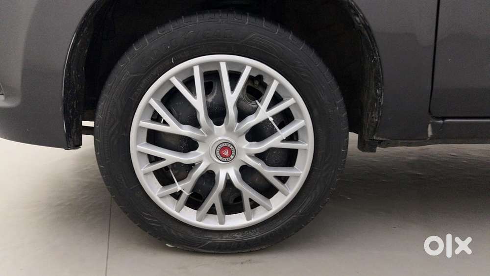 Maruti Suzuki Alto K10 1.0 Vxi Amt, 2015, Petrol