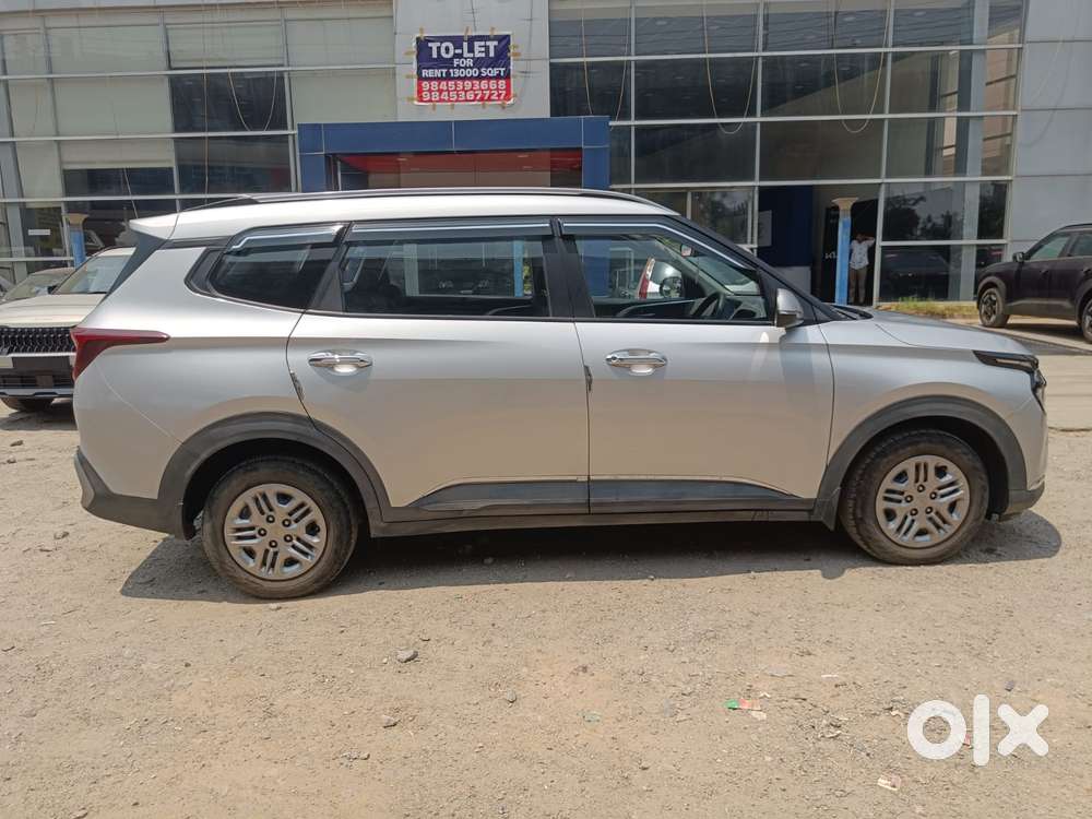 Kia Carens 1.5 Prestige 7 Str, 2023, Petrol