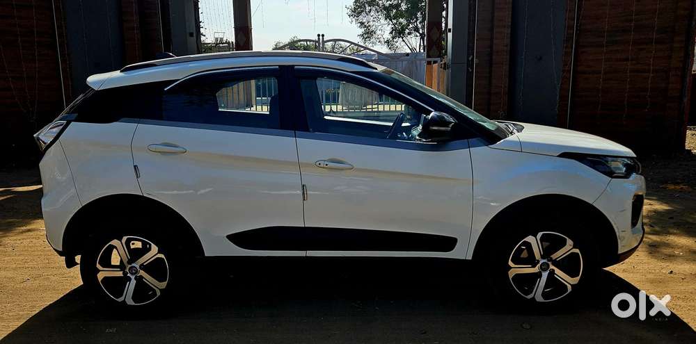 Tata Nexon 1.5 Revotorq Xza Plus S Amt, 2022, Diesel
