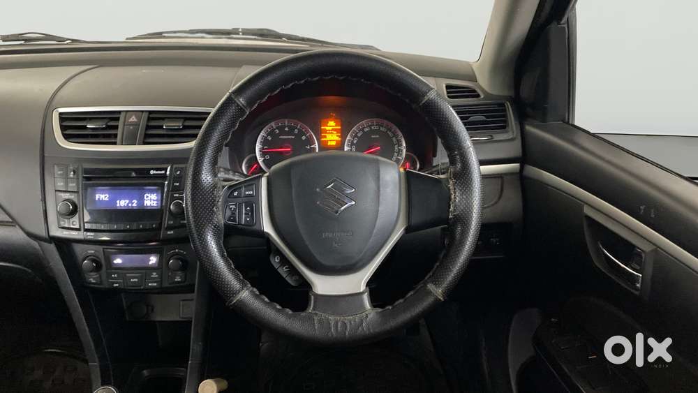 Maruti Suzuki Swift Zxi, 2015, Petrol