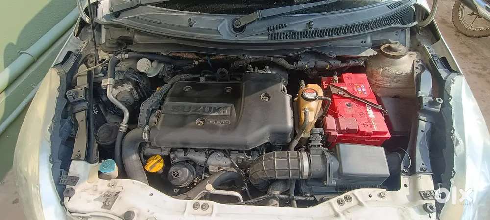 Maruti Suzuki Swift Dzire 2013