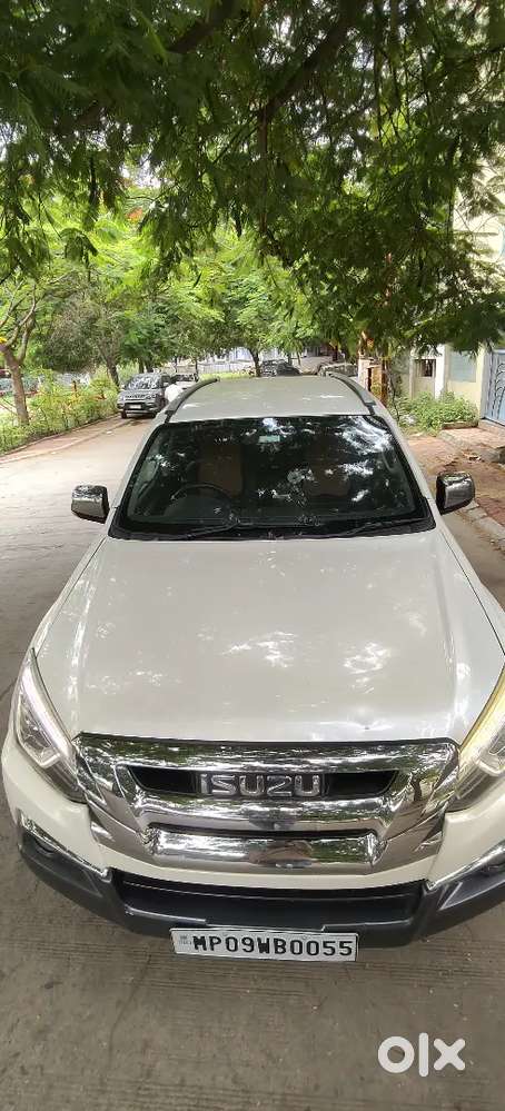 Isuzu Mu-x 2019 Diesel Well Maintained