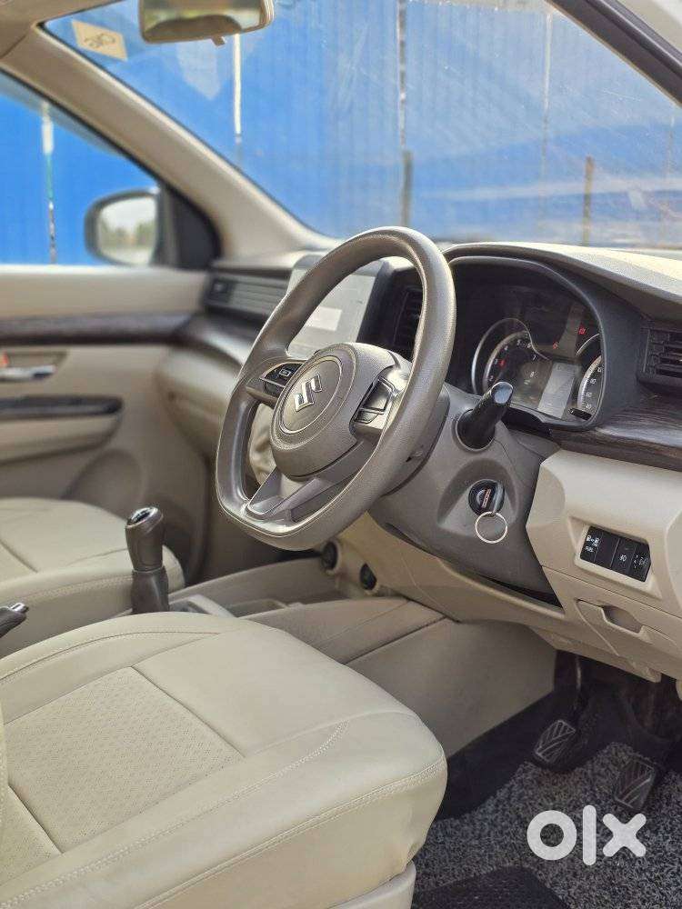 Maruti Suzuki Ertiga 2022-2023 Vxi Cng, 2022, Cng & Hybrids