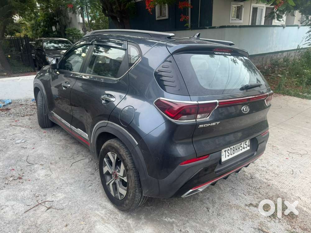 Kia Sonet Petrol 2020