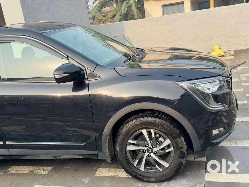 Mahindra Xuv700 2024 Petrol 10000 Km Driven