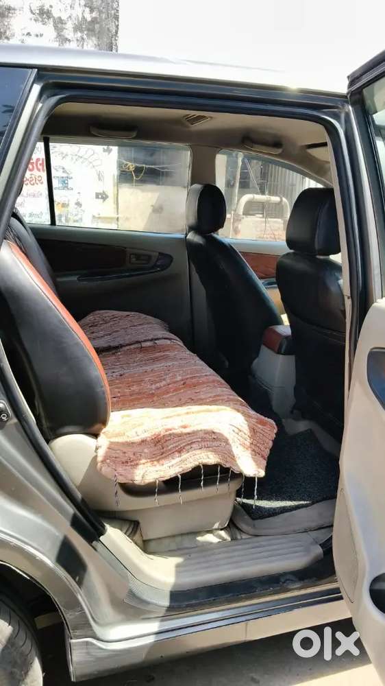 Toyota Innova 2014 Diesel Well Maintained