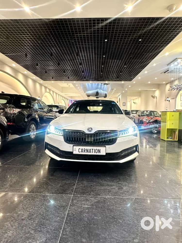 Skoda Superb, 2021, Petrol
