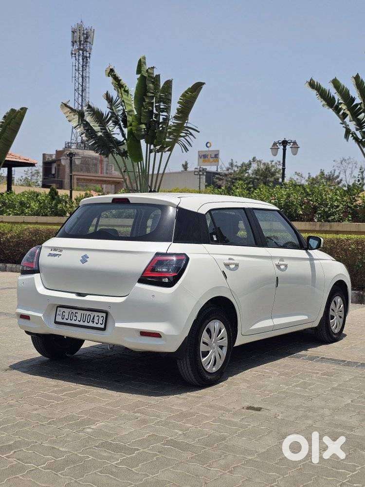 Maruti Suzuki Swift Vxi Abs Bsiv, 2025, Petrol