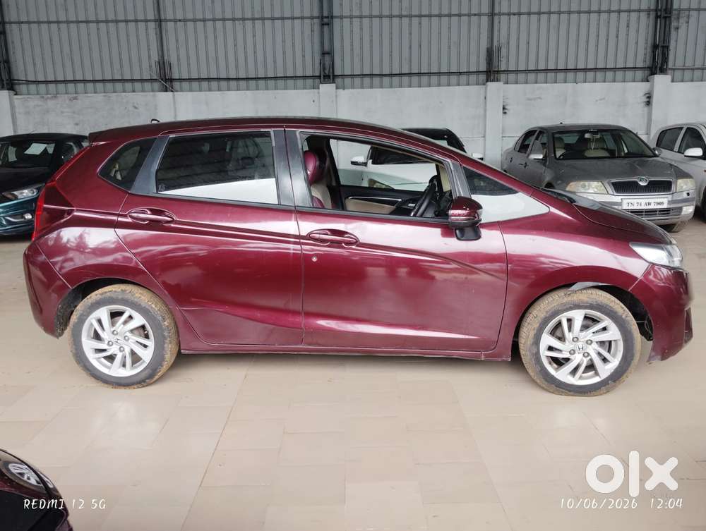 Honda Jazz V Cvt, 2015, Petrol