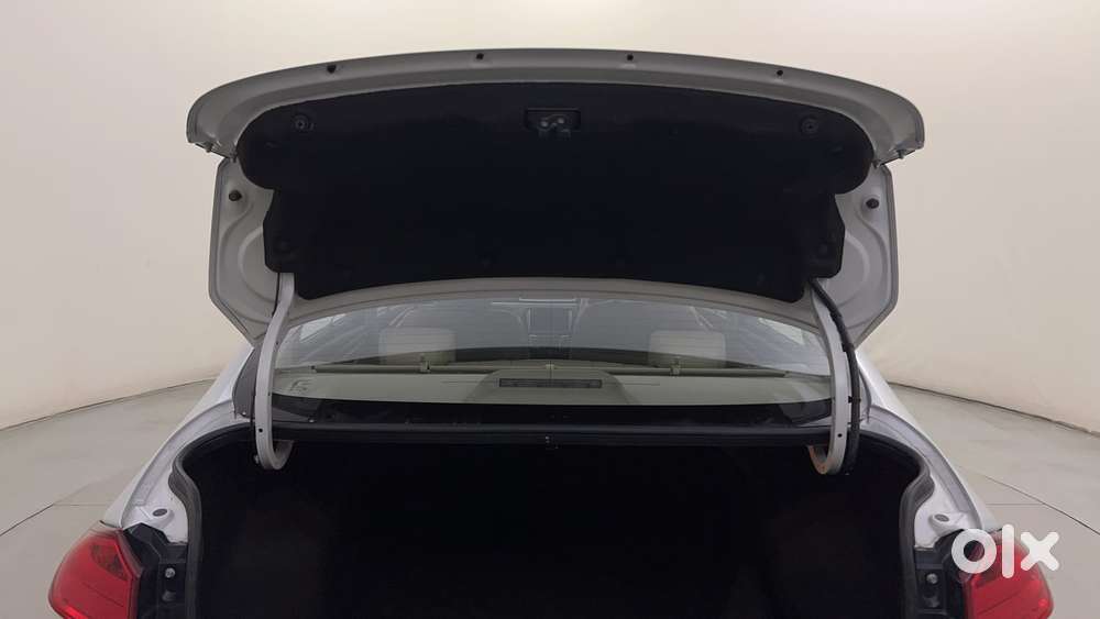 Maruti Suzuki Ciaz Alpha 1.5, 2023, Petrol