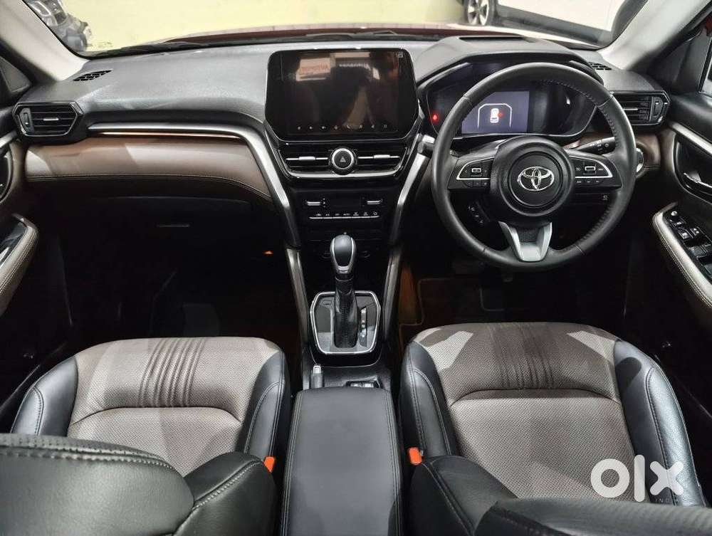 Toyota Urban Cruiser Hyryder V Hybrid Aero Edition, 2024, Petrol