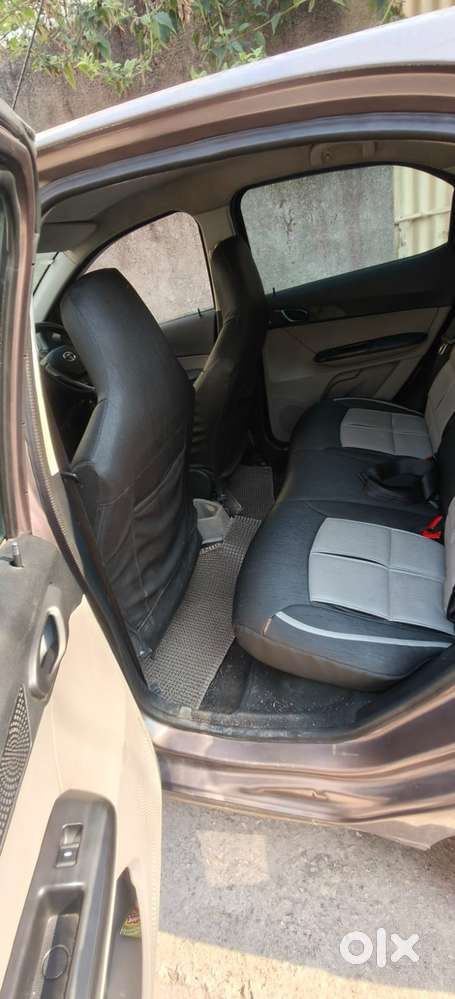 Tata Tiago 1.2 Revotron Xm Option, 2016, Petrol