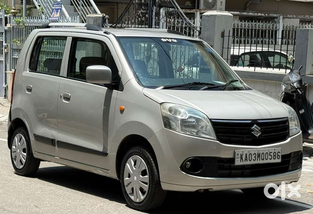 Maruti Suzuki Wagon R VXI, 2012, Petrol