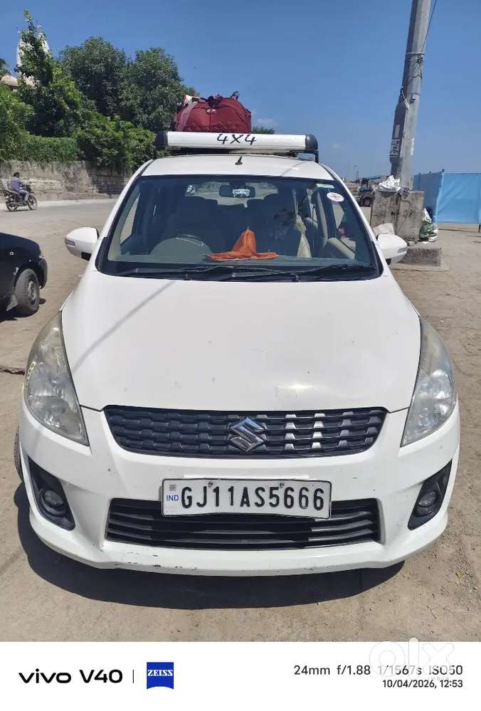 2nd Maruti Suzuki Ertiga 2015 Diesel Manual