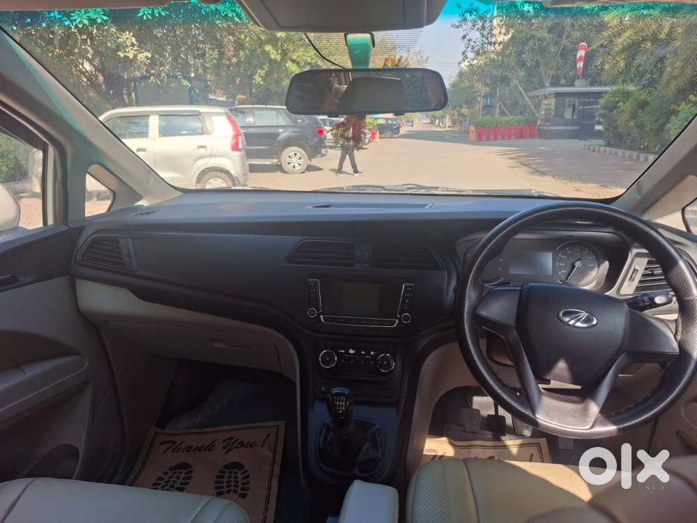 Mahindra Marazzo M4, 2019, Diesel