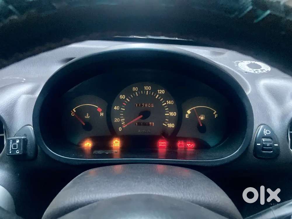 Selling Mmy Hyundai Santro