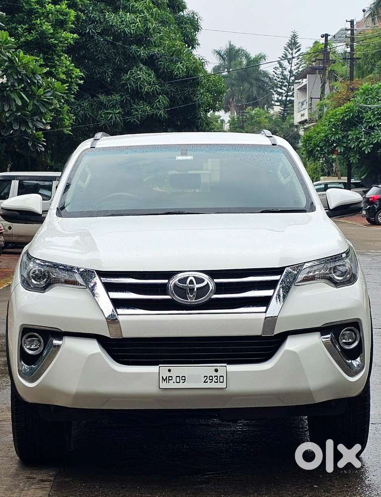 Toyota Fortuner Legender 4x2 At 2.8, 2019, Diesel