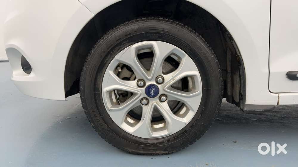 Ford Figo 2012-2015 Petrol Titanium, 2018, Petrol