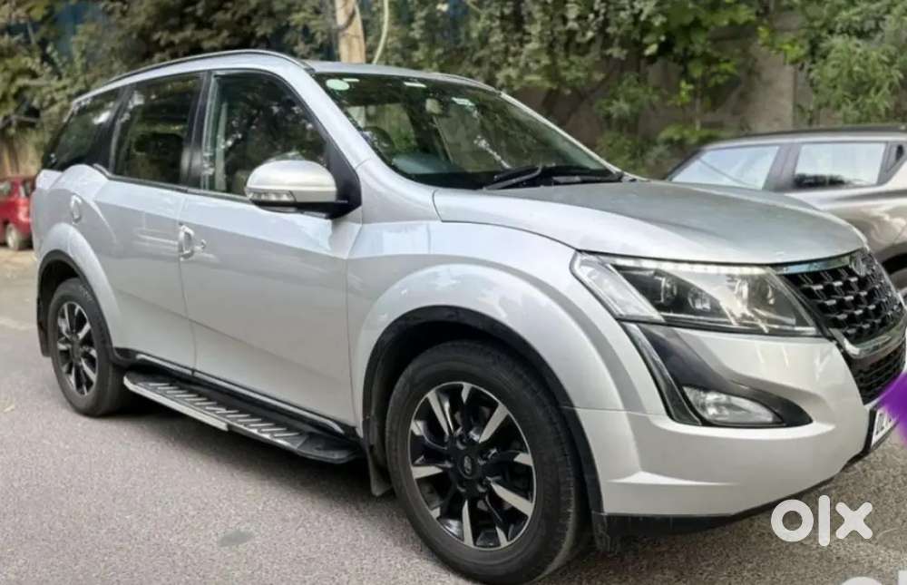 Xuv500 W11 Optional With Sunroof