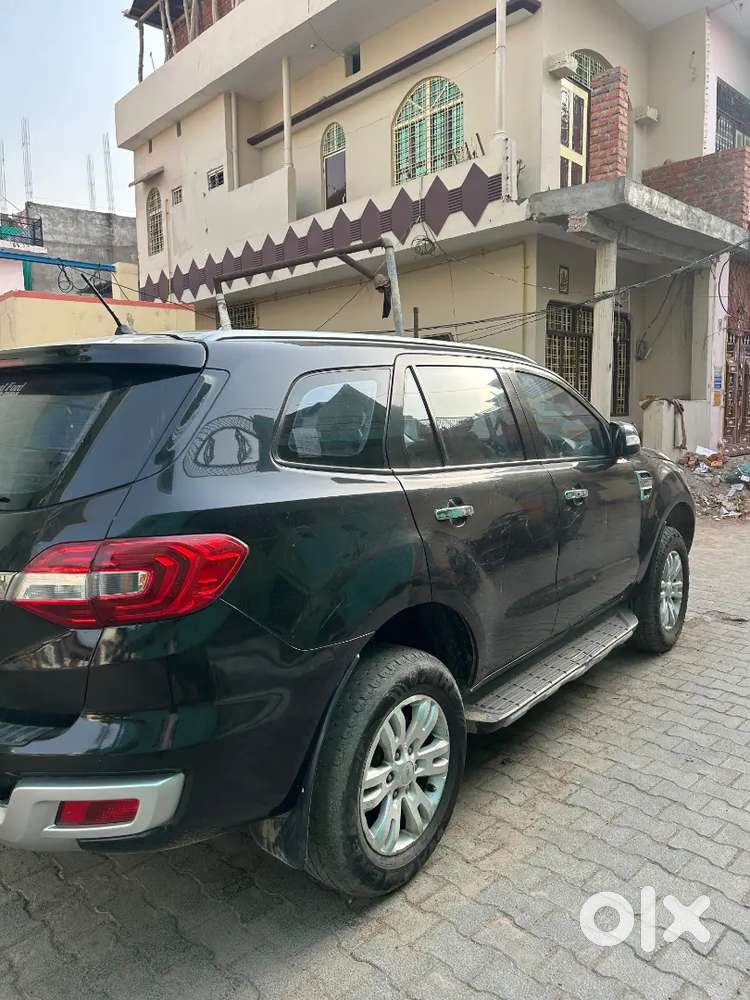 Ford Endeavour Car