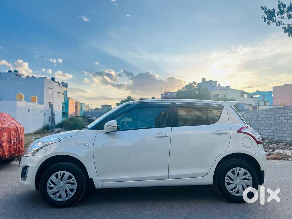 Maruti Suzuki Swift Vxi Optional, 2017, Petrol