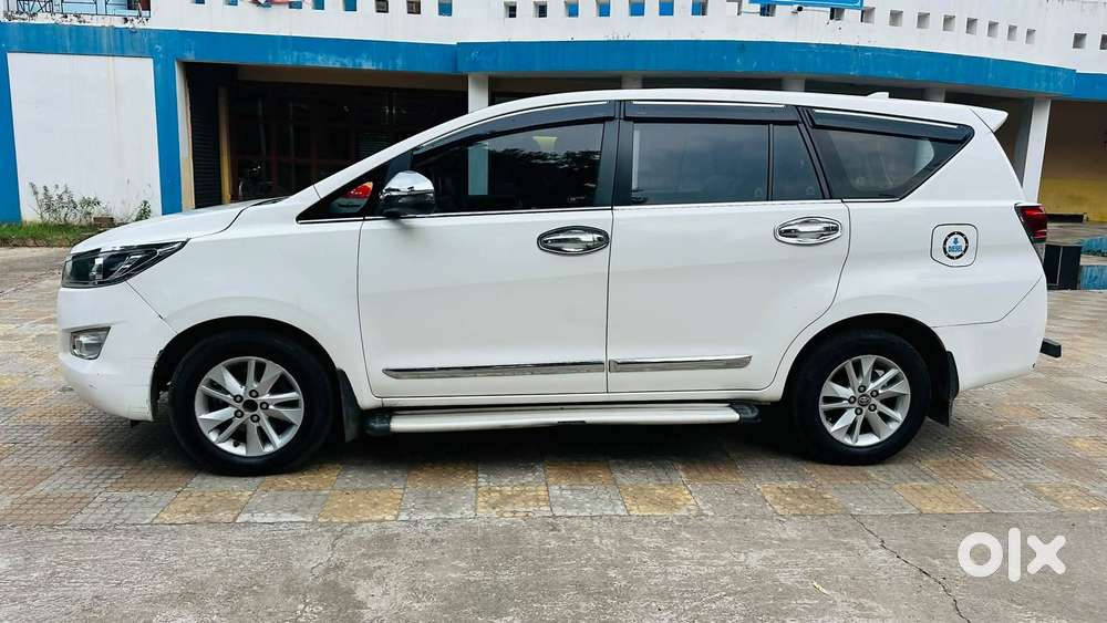 Toyota Innova Crysta 2.4 G Mt, 2019, Diesel