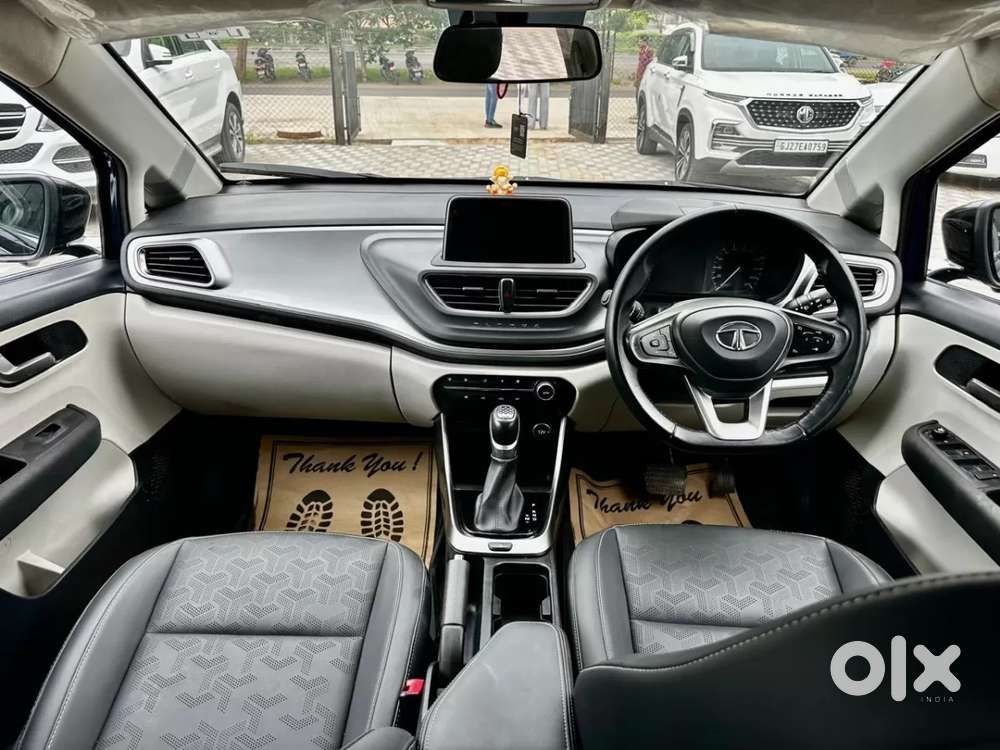 Tata Altroz Xza Plus (o) (s), 2023, Petrol