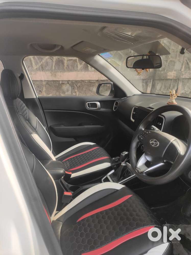 Hyundai Venue S Turbo, 2020, Petrol