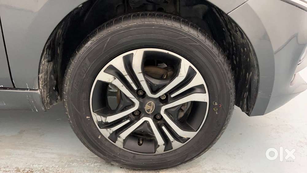 Tata Tiago 1.2 Revotron Xt Option, 2021, Petrol