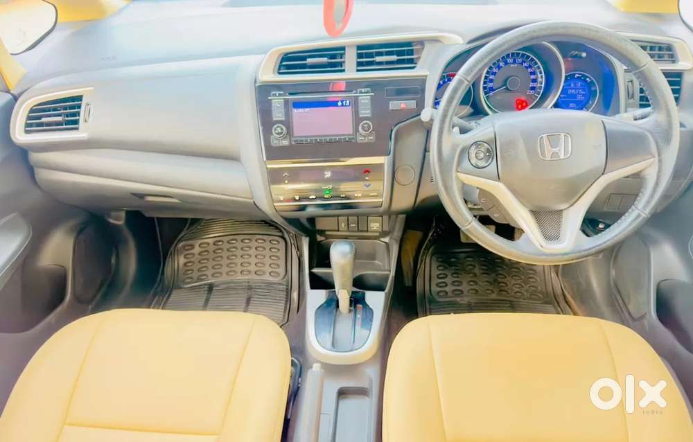 Honda Jazz V Cvt, 2017, Petrol