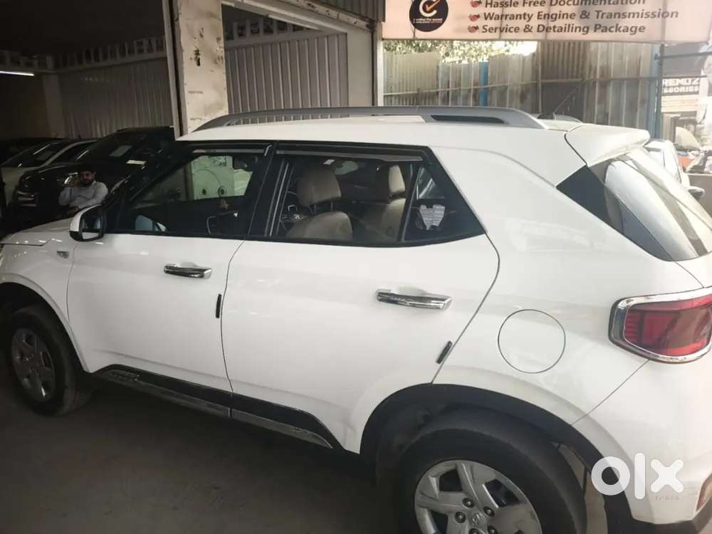 Hyundai Venue S Plus 2022 Mt Petrol