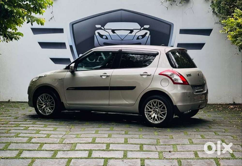 Maruti Suzuki Swift Vxi Optional, 2013, Petrol