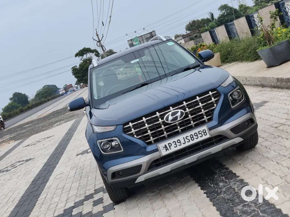 Hyundai Venue S Plus 2021 Mt Petrol