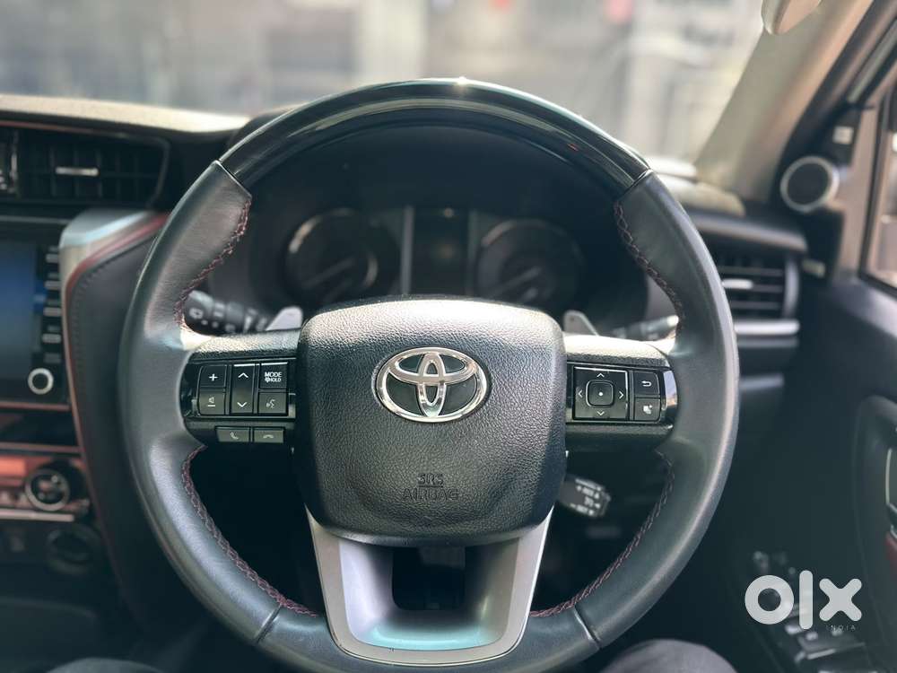 Toyota Fortuner Legender 4x4 At 2.8, 2025, Diesel