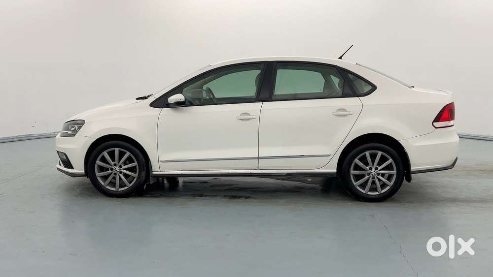 Volkswagen Vento 1.6 Highline, 2021, Petrol