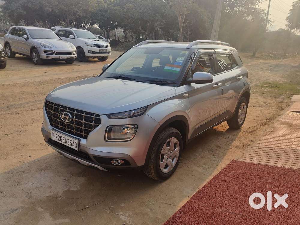 Hyundai Venue S Turbo Dct, 2019, Petrol