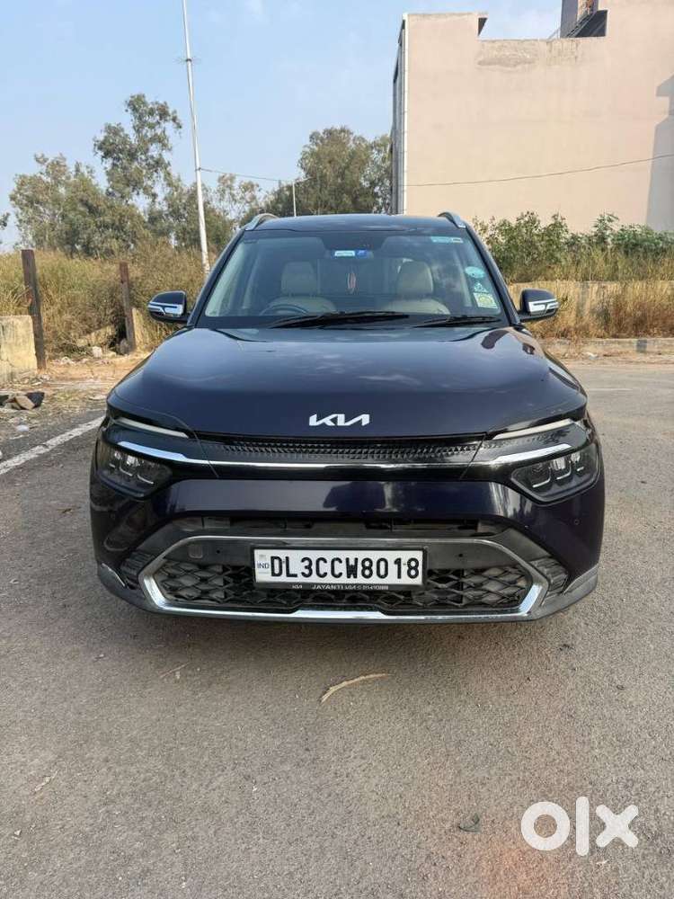 Kia Carens 1.4 Luxury Plus Dct 7 Str, 2022, Petrol