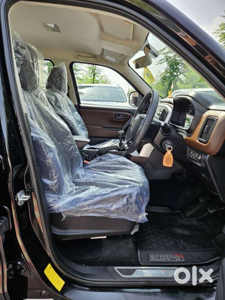 Mahindra Scorpio N Z2 Diesel Mt 7 Str (e), 2025, Diesel