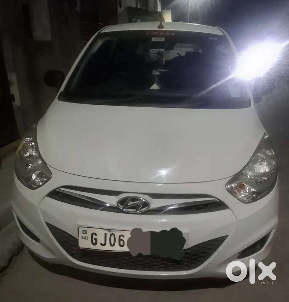 1st Owner Hyundai Magna With Cng Fitted