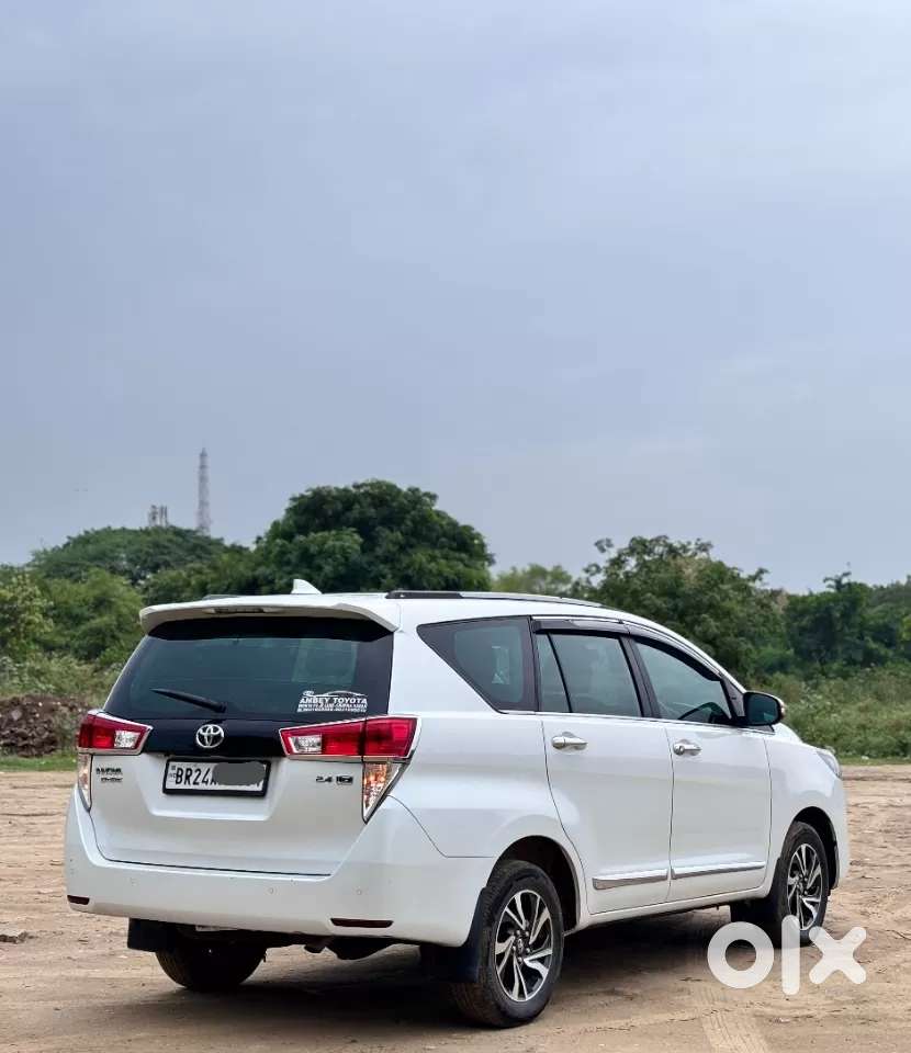 Toyota Innova Crysta, 2025, Diesel