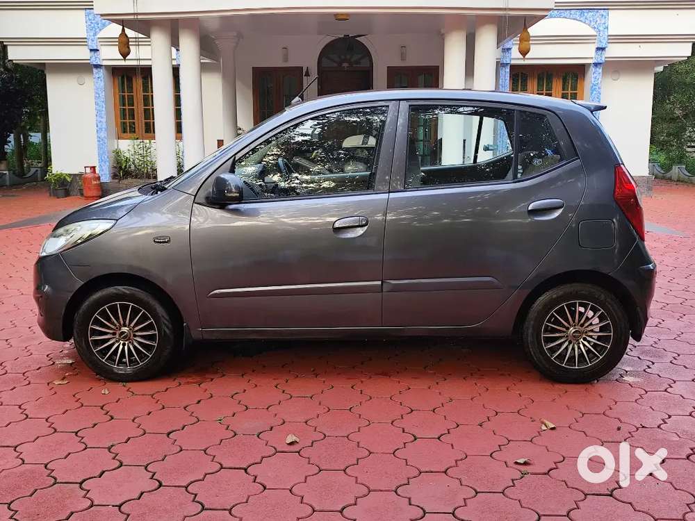 Hyundai I10 Sportz 2013 Petrol Automatic