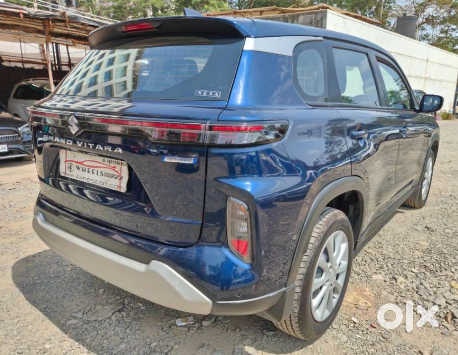 Maruti Suzuki Grand Vitara 1.5 Delta Smart Hybrid At, 2024, Petrol