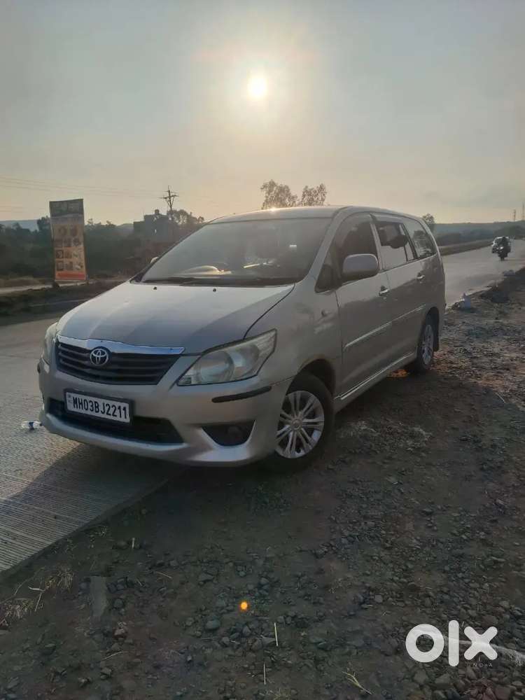 Toyota Innova 2013 Diesel Well Maintained