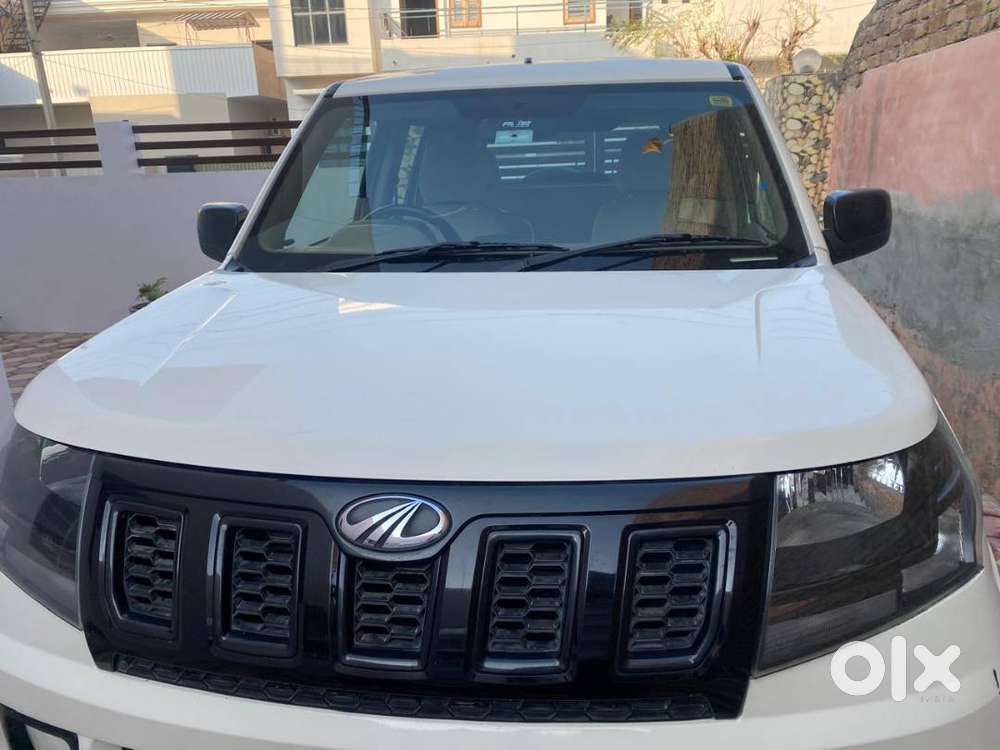 Mahindra Tuv 300 (2020)