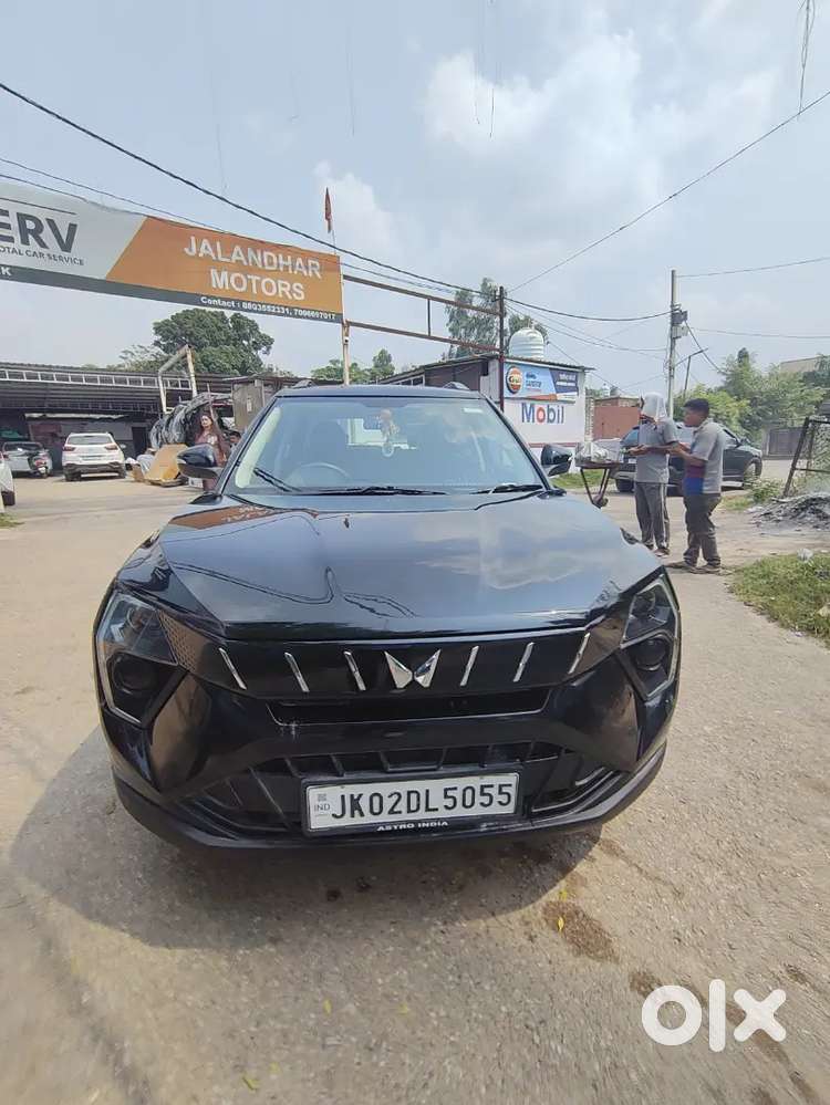 Mahindra Xuv 3xo Petrol 2024