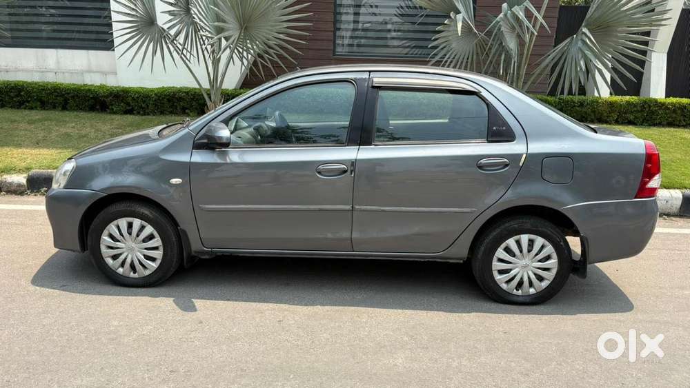 Toyota Etios G Exclusive, 2013, Petrol